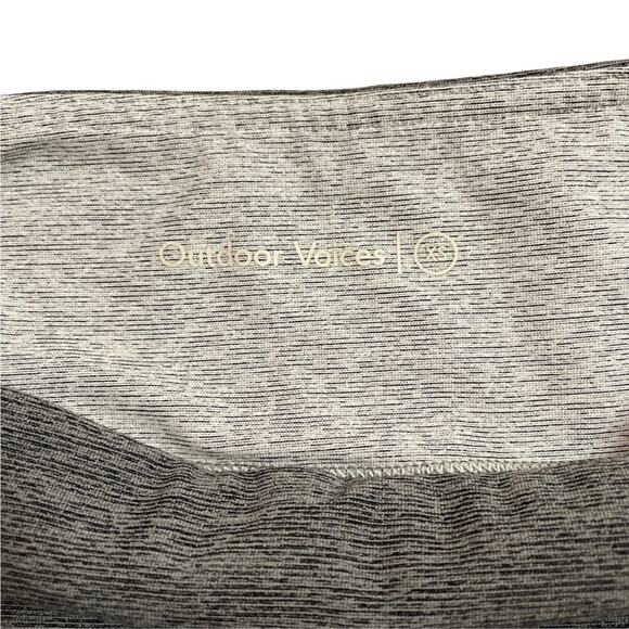 Outdoor Voices Tri-Color 7/8 Springs Leggings in Graphite / Ash / Dove - Picture 5 of 8